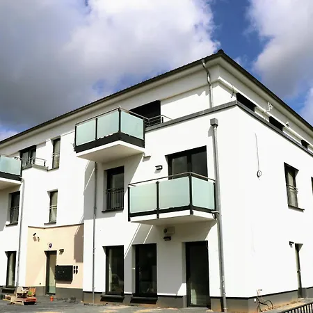 Apartment & Burglesum *